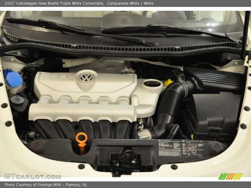 Campanella White / White 2007 Volkswagen New Beetle Triple White Convertible