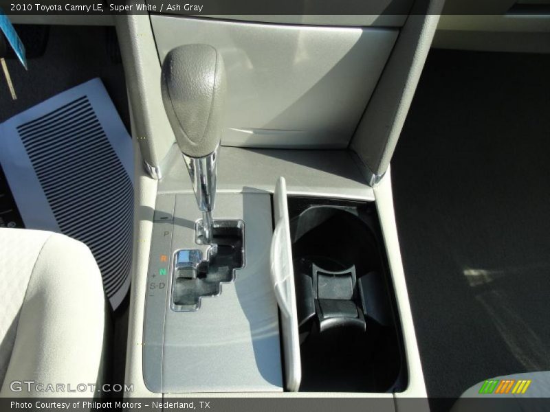Super White / Ash Gray 2010 Toyota Camry LE