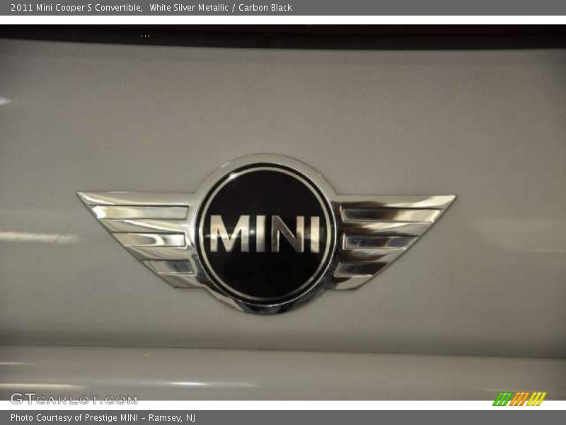  2011 Cooper S Convertible Logo