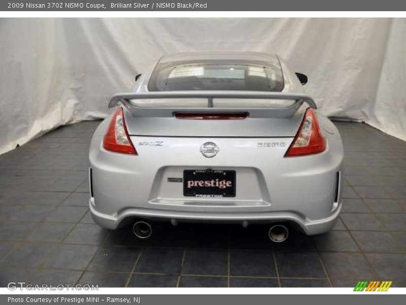 Brilliant Silver / NISMO Black/Red 2009 Nissan 370Z NISMO Coupe