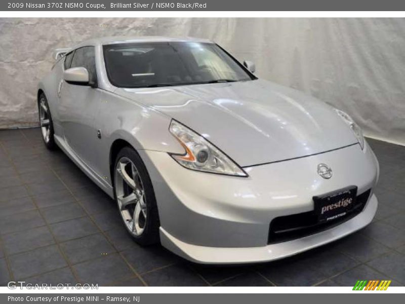 Brilliant Silver / NISMO Black/Red 2009 Nissan 370Z NISMO Coupe