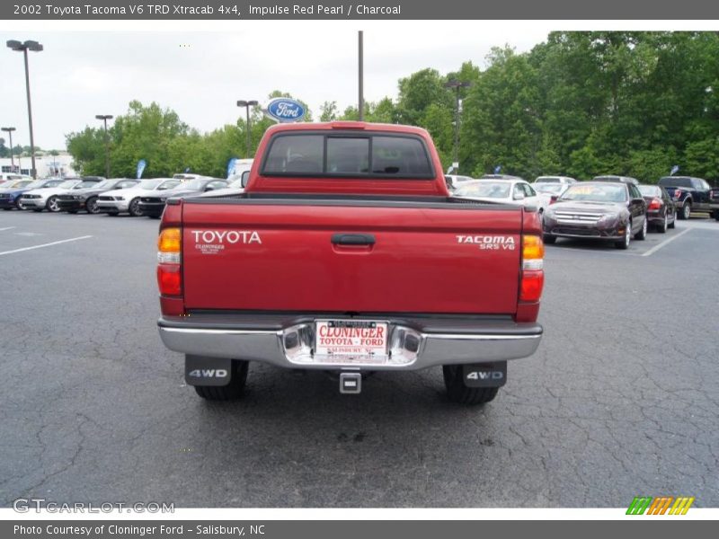 Impulse Red Pearl / Charcoal 2002 Toyota Tacoma V6 TRD Xtracab 4x4