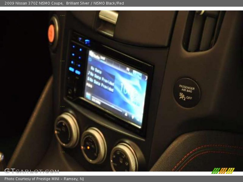 Brilliant Silver / NISMO Black/Red 2009 Nissan 370Z NISMO Coupe
