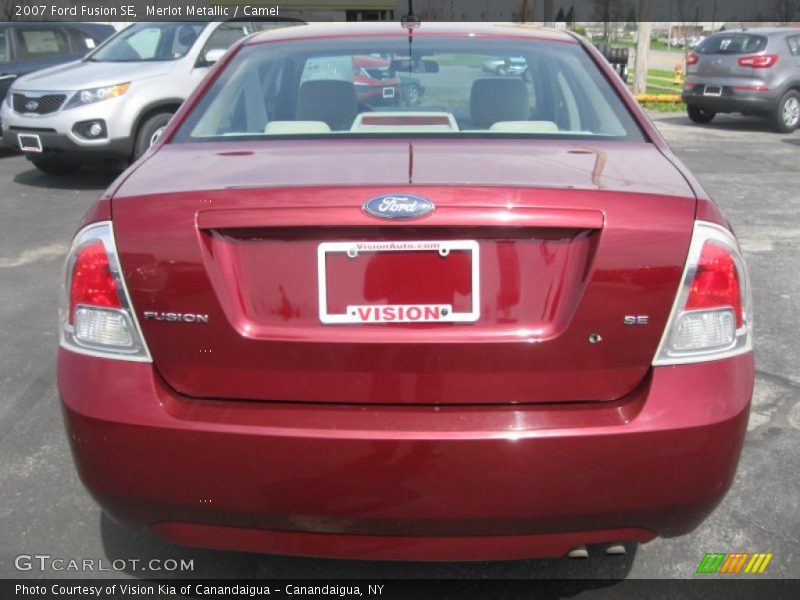 Merlot Metallic / Camel 2007 Ford Fusion SE