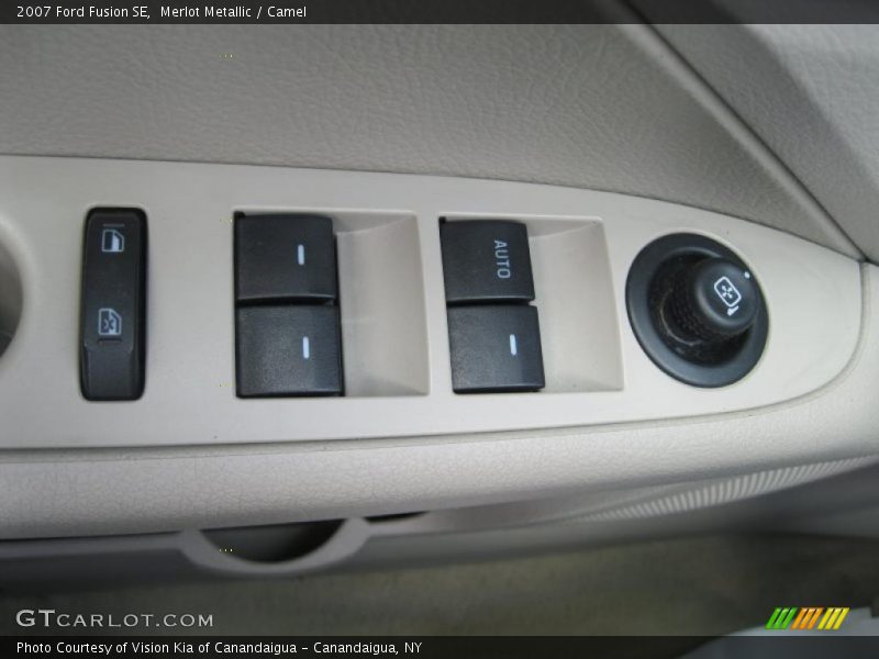 Merlot Metallic / Camel 2007 Ford Fusion SE