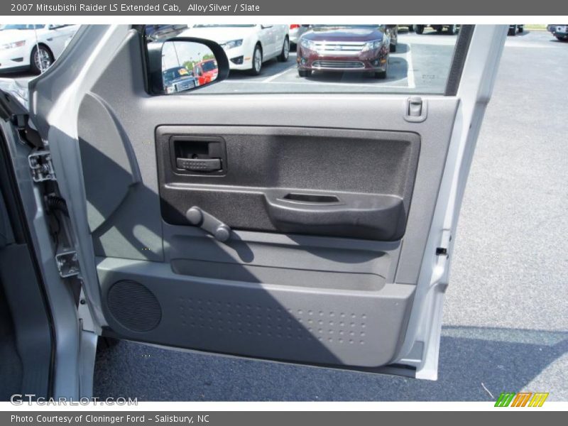 Alloy Silver / Slate 2007 Mitsubishi Raider LS Extended Cab