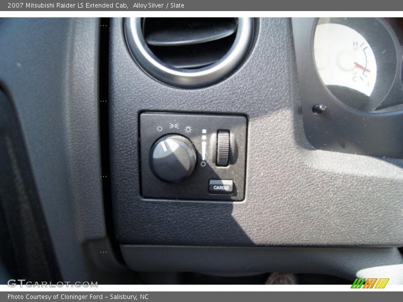 Alloy Silver / Slate 2007 Mitsubishi Raider LS Extended Cab