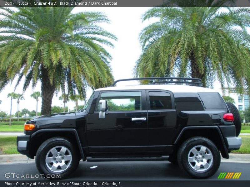 Black Diamond / Dark Charcoal 2007 Toyota FJ Cruiser 4WD