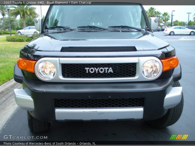 Black Diamond / Dark Charcoal 2007 Toyota FJ Cruiser 4WD