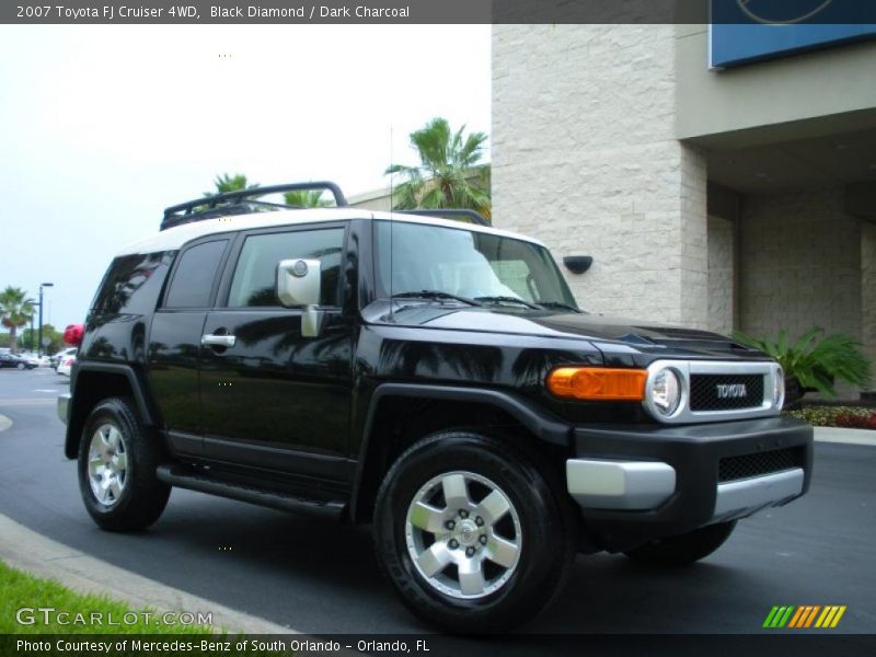 Black Diamond / Dark Charcoal 2007 Toyota FJ Cruiser 4WD