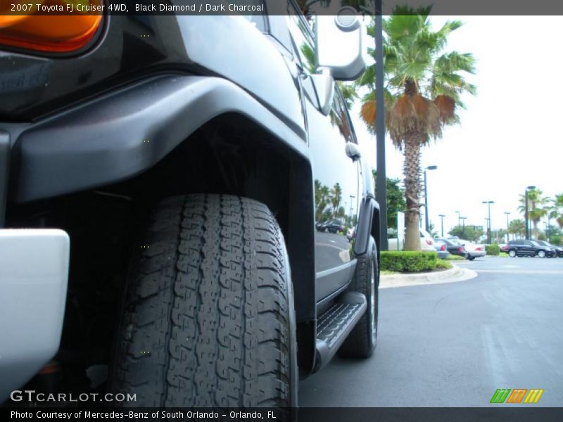 Black Diamond / Dark Charcoal 2007 Toyota FJ Cruiser 4WD