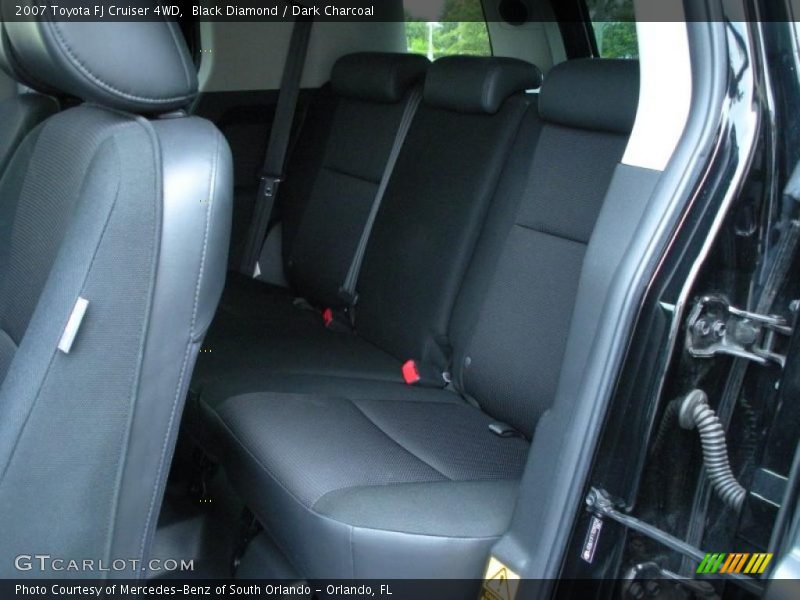 Black Diamond / Dark Charcoal 2007 Toyota FJ Cruiser 4WD
