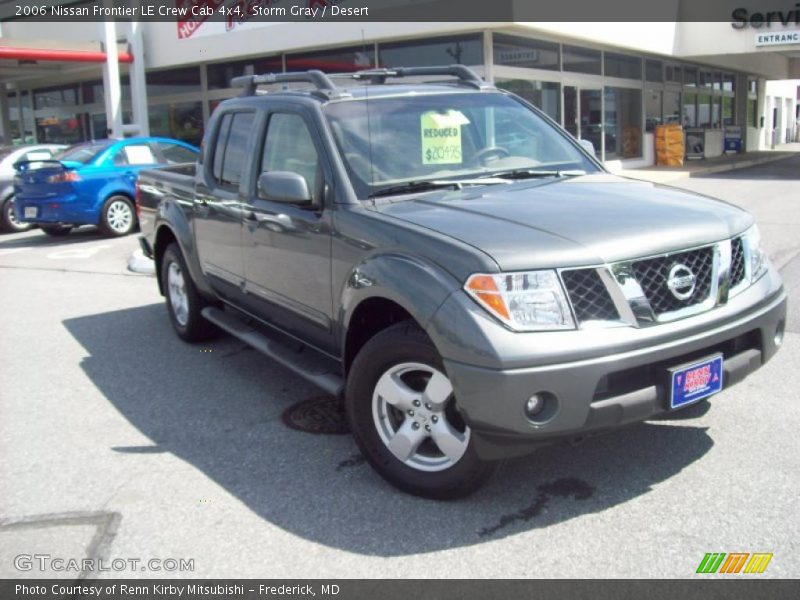 Storm Gray / Desert 2006 Nissan Frontier LE Crew Cab 4x4