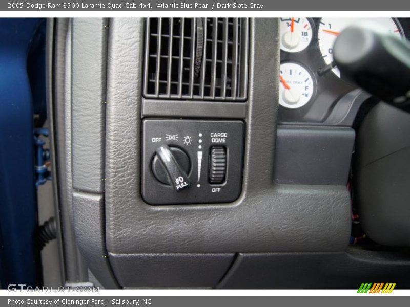 Controls of 2005 Ram 3500 Laramie Quad Cab 4x4
