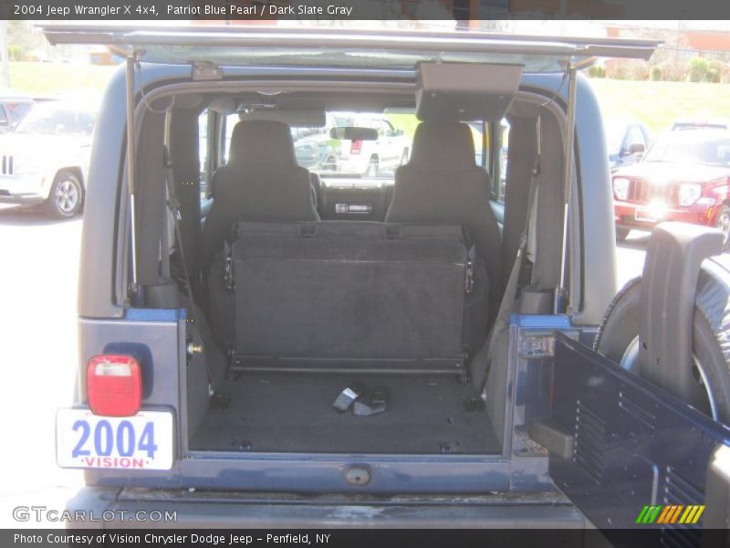 Patriot Blue Pearl / Dark Slate Gray 2004 Jeep Wrangler X 4x4