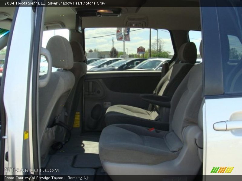 Silver Shadow Pearl / Stone Gray 2004 Toyota Sienna LE