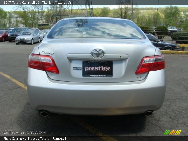 Titanium Metallic / Ash 2007 Toyota Camry LE V6
