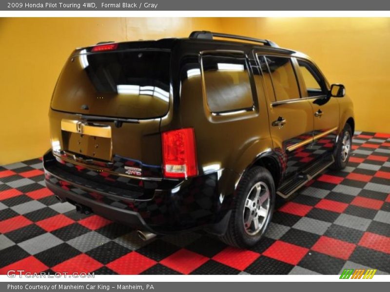 Formal Black / Gray 2009 Honda Pilot Touring 4WD