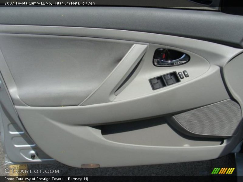 Titanium Metallic / Ash 2007 Toyota Camry LE V6