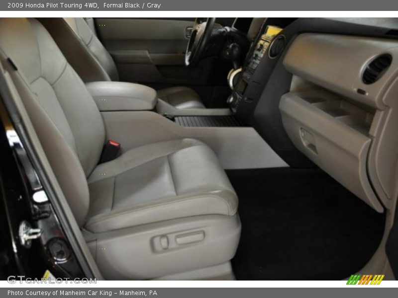 Formal Black / Gray 2009 Honda Pilot Touring 4WD