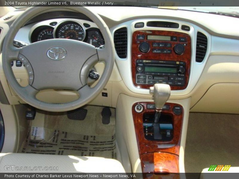 Bluestone Metallic / Ivory 2004 Toyota Highlander Limited V6