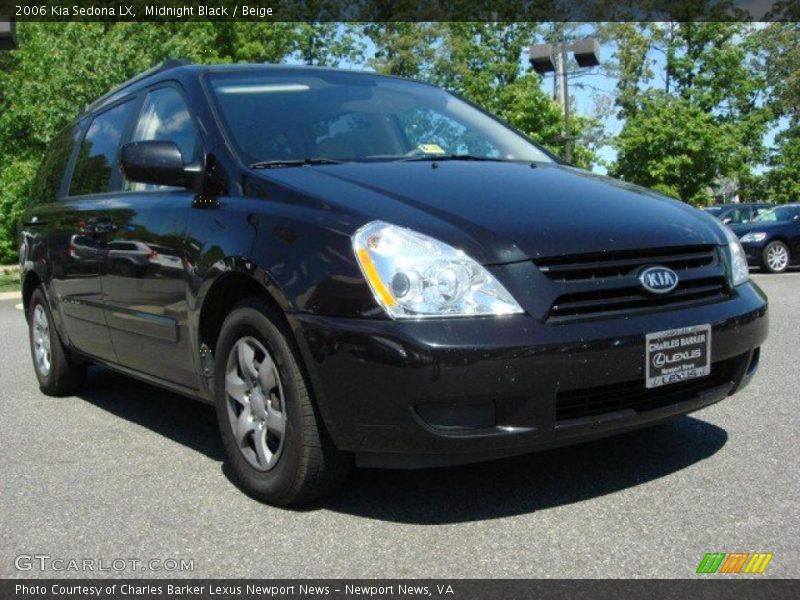 Midnight Black / Beige 2006 Kia Sedona LX