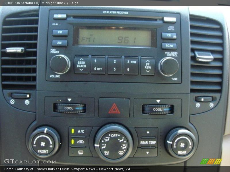 Midnight Black / Beige 2006 Kia Sedona LX