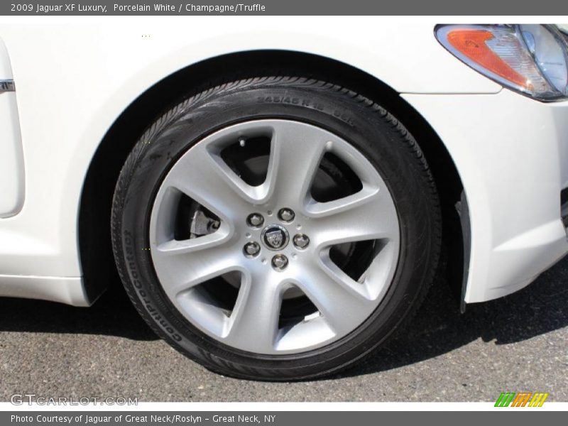 Porcelain White / Champagne/Truffle 2009 Jaguar XF Luxury