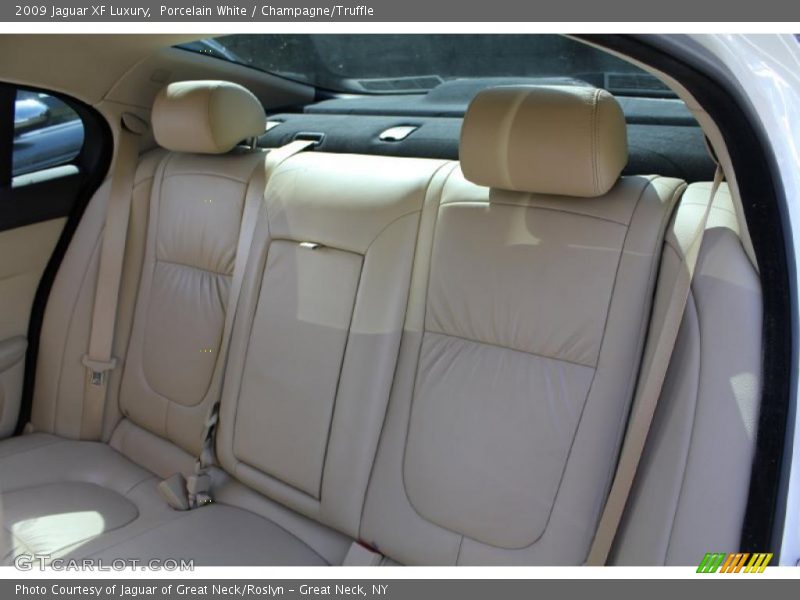 Porcelain White / Champagne/Truffle 2009 Jaguar XF Luxury