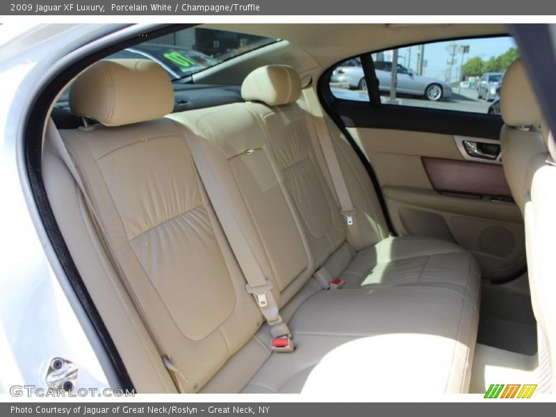 Porcelain White / Champagne/Truffle 2009 Jaguar XF Luxury