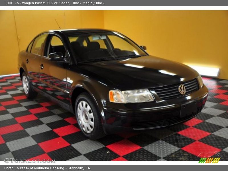 Black Magic / Black 2000 Volkswagen Passat GLS V6 Sedan