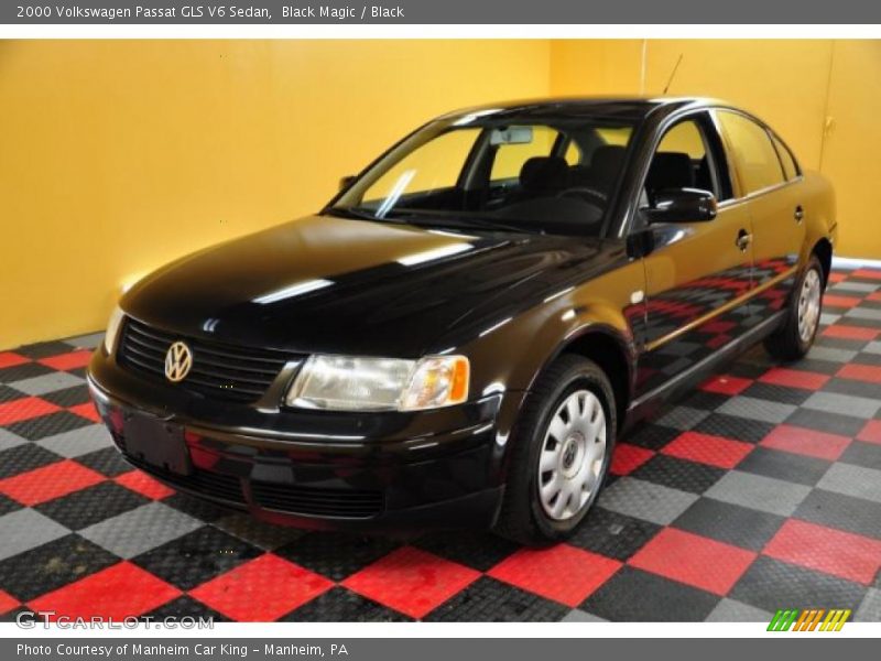 Black Magic / Black 2000 Volkswagen Passat GLS V6 Sedan