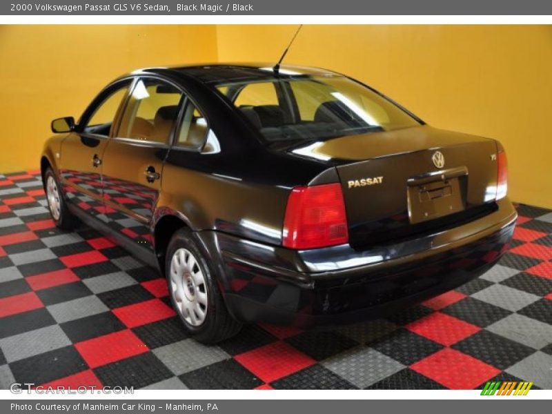Black Magic / Black 2000 Volkswagen Passat GLS V6 Sedan
