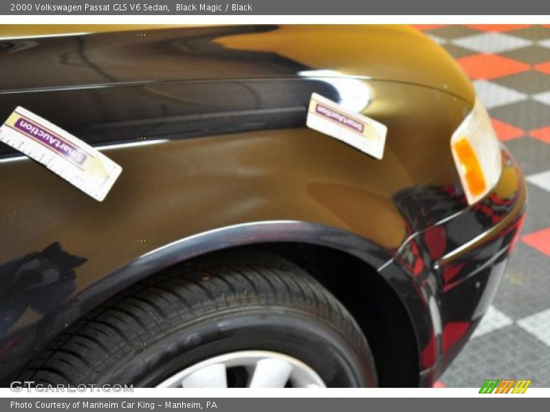 Black Magic / Black 2000 Volkswagen Passat GLS V6 Sedan