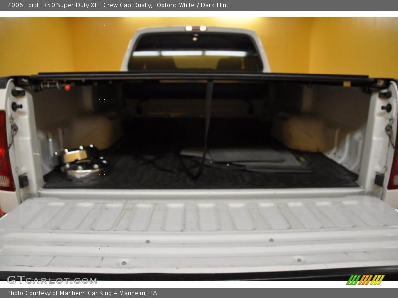 Oxford White / Dark Flint 2006 Ford F350 Super Duty XLT Crew Cab Dually