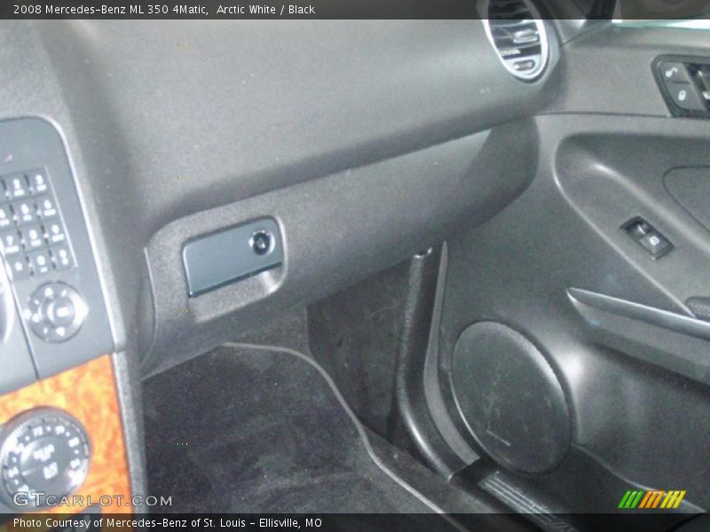 Arctic White / Black 2008 Mercedes-Benz ML 350 4Matic