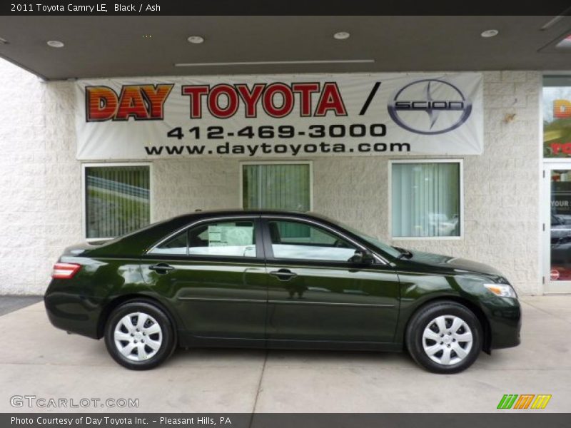 Black / Ash 2011 Toyota Camry LE
