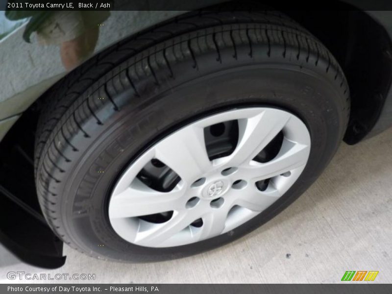Black / Ash 2011 Toyota Camry LE