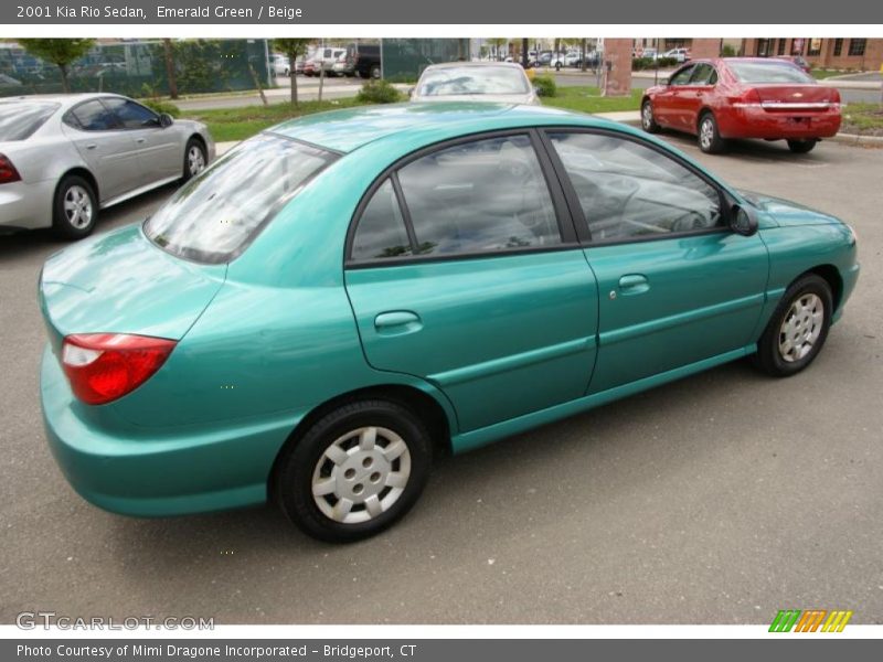 Emerald Green / Beige 2001 Kia Rio Sedan
