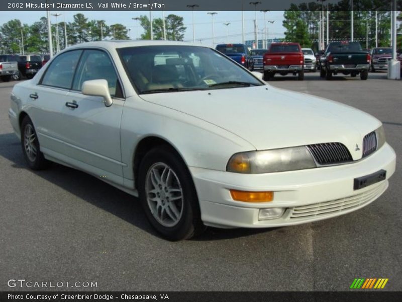 Vail White / Brown/Tan 2002 Mitsubishi Diamante LS