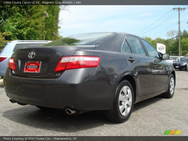 Magnetic Gray Metallic / Ash 2009 Toyota Camry LE V6