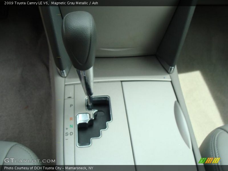 Magnetic Gray Metallic / Ash 2009 Toyota Camry LE V6