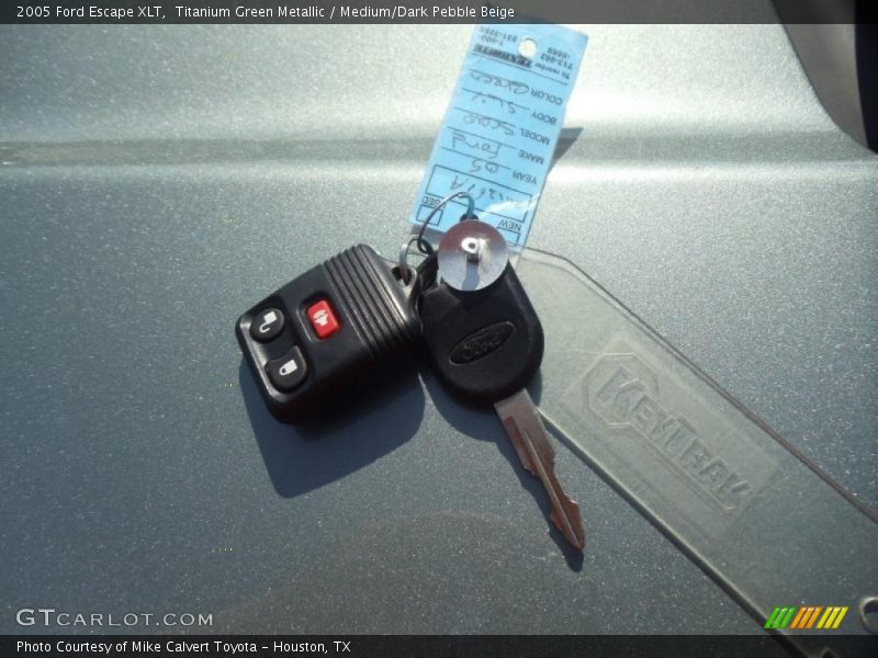 Titanium Green Metallic / Medium/Dark Pebble Beige 2005 Ford Escape XLT
