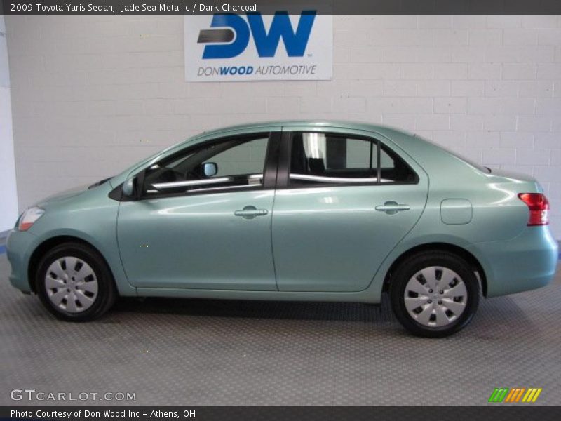 Jade Sea Metallic / Dark Charcoal 2009 Toyota Yaris Sedan