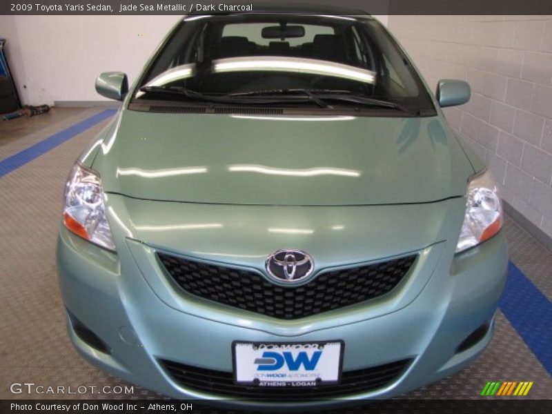 Jade Sea Metallic / Dark Charcoal 2009 Toyota Yaris Sedan