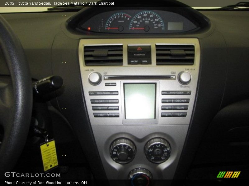 Jade Sea Metallic / Dark Charcoal 2009 Toyota Yaris Sedan