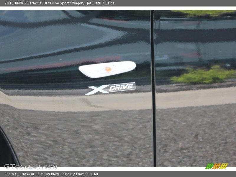  2011 3 Series 328i xDrive Sports Wagon Logo
