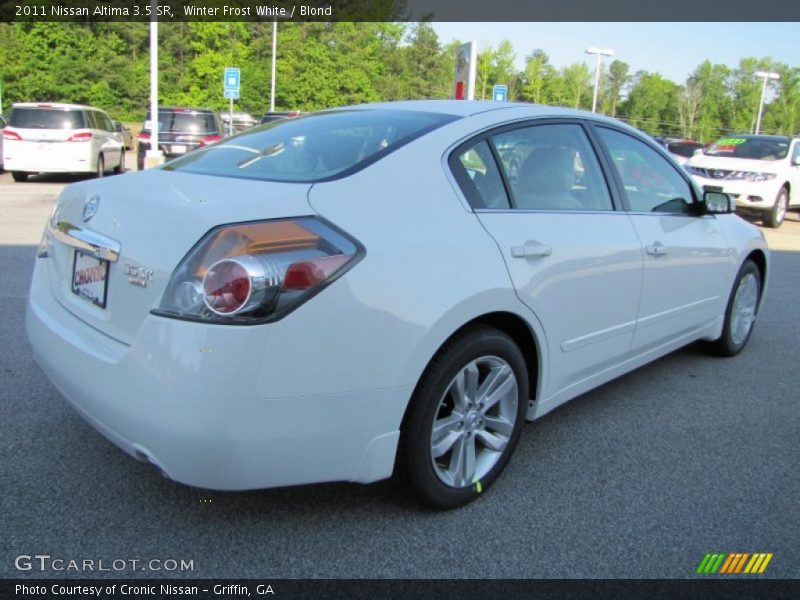 Winter Frost White / Blond 2011 Nissan Altima 3.5 SR