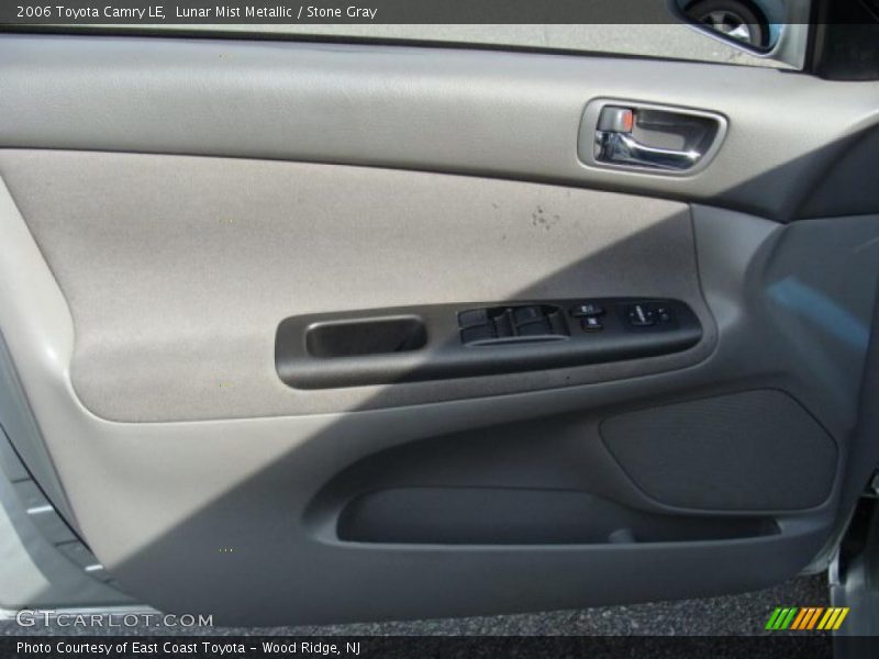 Lunar Mist Metallic / Stone Gray 2006 Toyota Camry LE