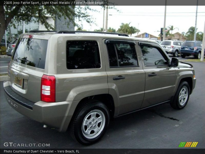 Light Khaki Metallic / Pastel Pebble Beige 2008 Jeep Patriot Sport